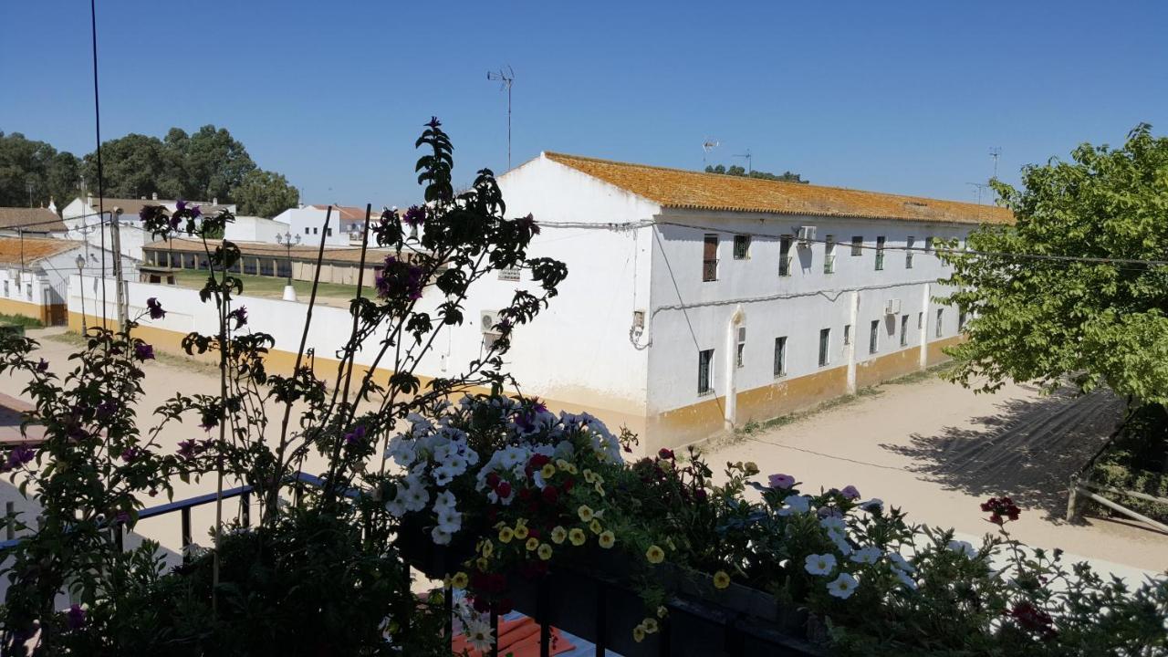 Hospederia Rural Las Buganvillas Эль-Росио Экстерьер фото
