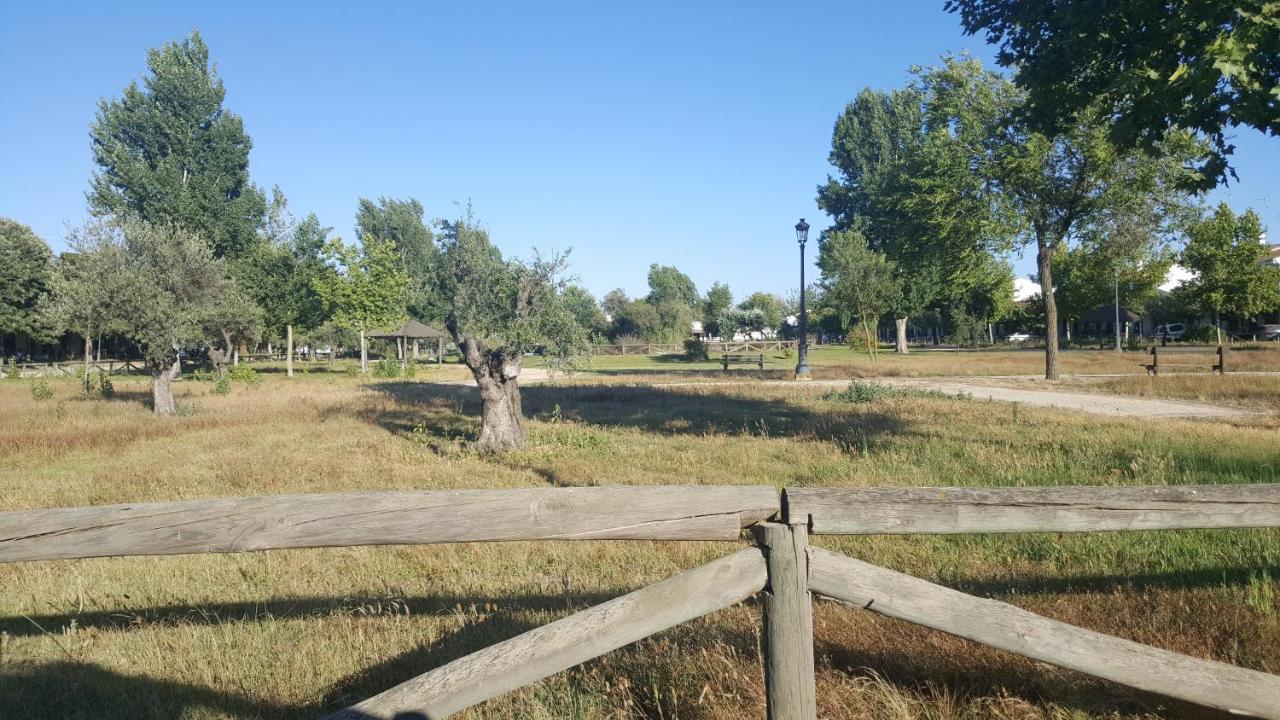 Hospederia Rural Las Buganvillas Эль-Росио Экстерьер фото